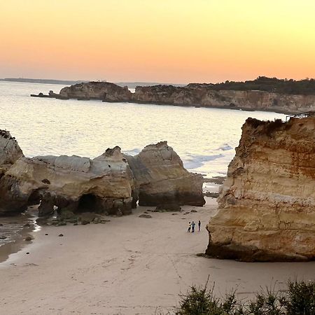 Casa Sol, Fast Wifi, Airco, Swimming Pool Near The Beach Praia Da Rocha Portimao Bagian luar foto