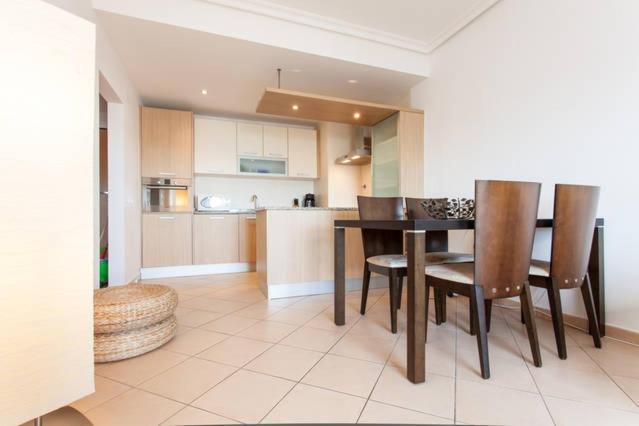 Casa Sol, Fast Wifi, Airco, Swimming Pool Near The Beach Praia Da Rocha Portimao Bagian luar foto